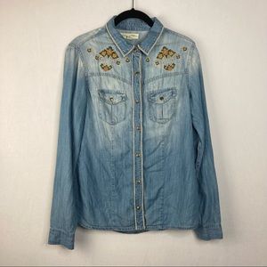 Staring At Stars Women Chambray Shirt Embroidered Denim Snaps Urban Outfitter SM